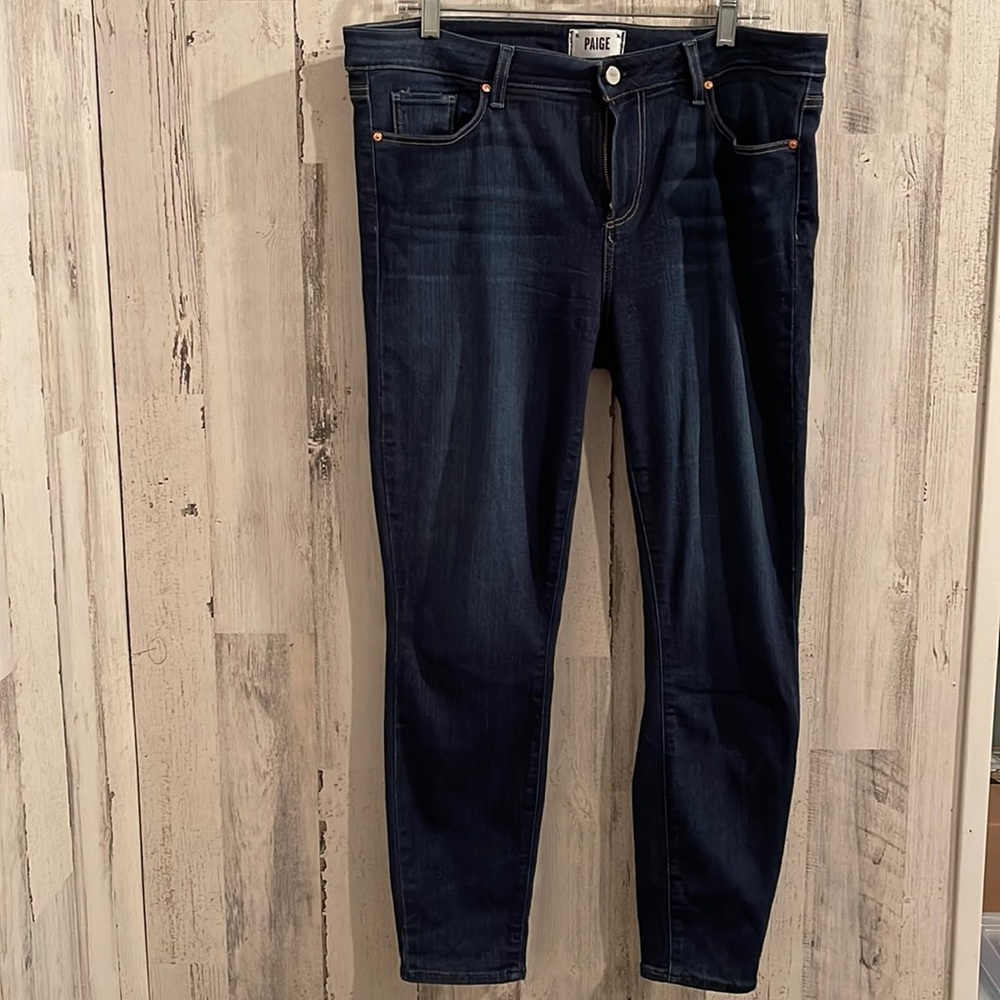 Paige size 33 dark rinse Verdugo style skinny ankle length jeans